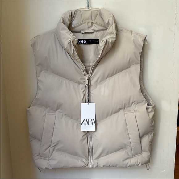 Zara Jackets & Blazers - Zara Light Beige Quilted Vest